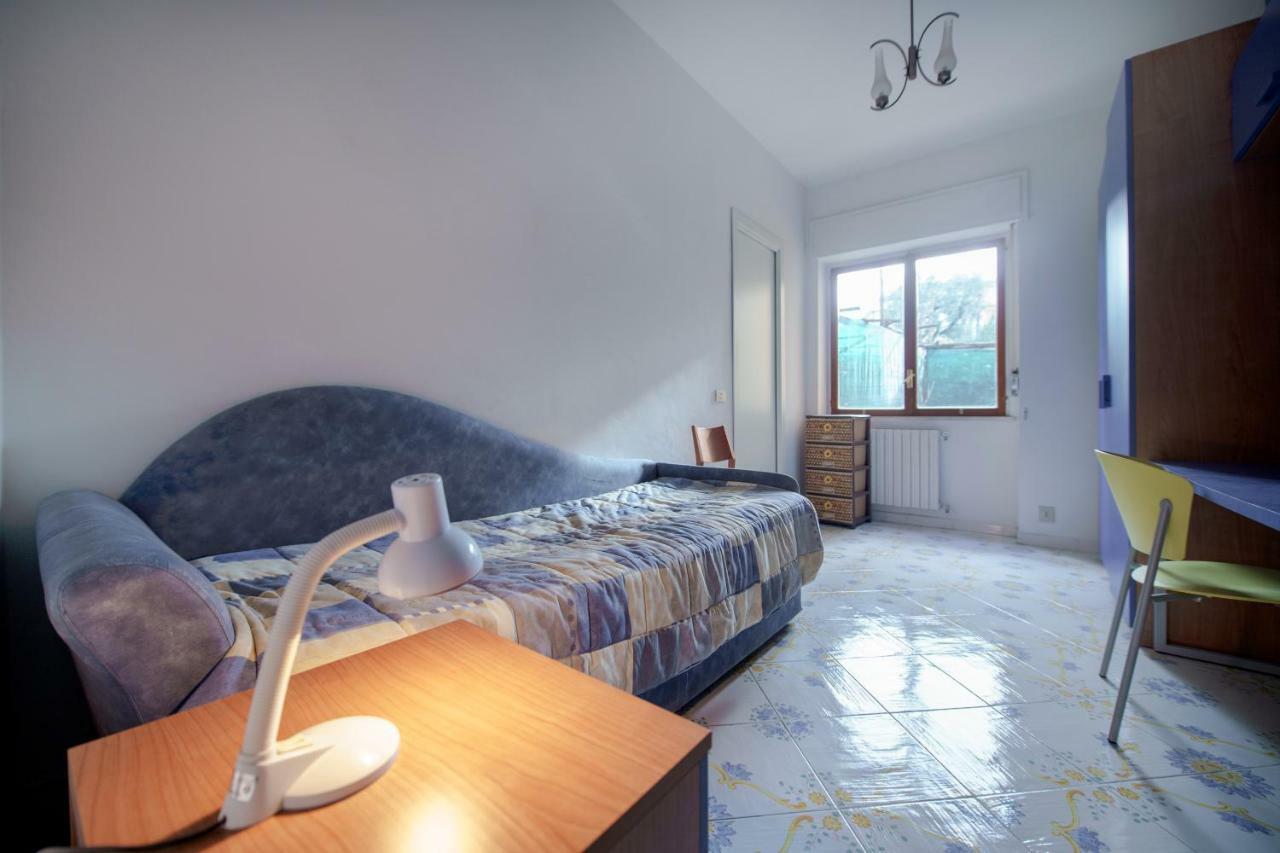 Aranci 77 Sorrento Apartment Bagian luar foto